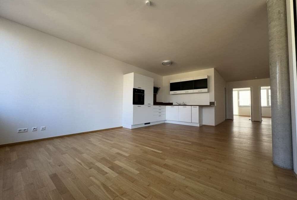 Elegante, großzügige 3-Zi. Wohnung in ruhiger und dennoch zentraler Lage von Heilbronn